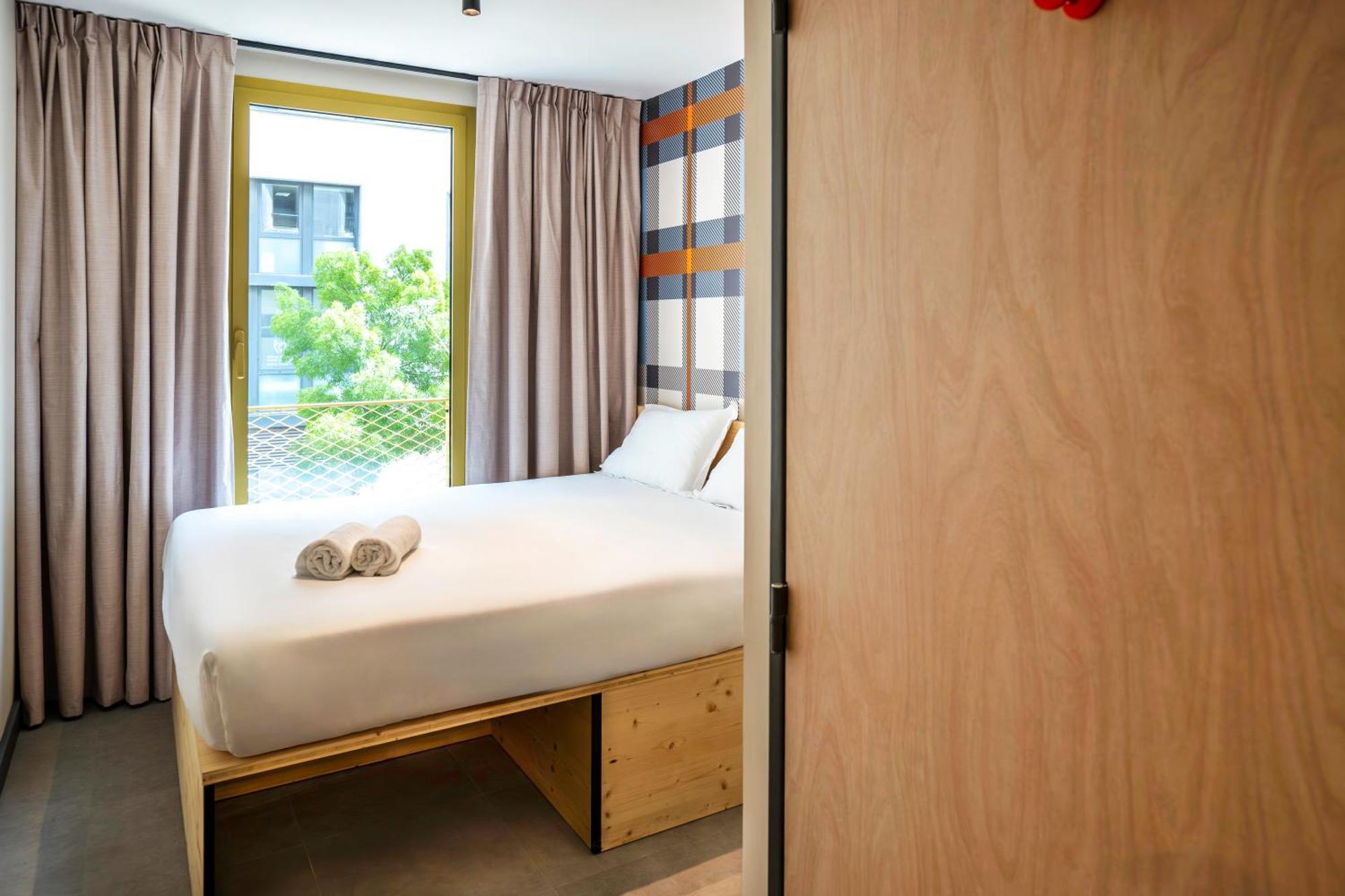 Easyhotel Marseille Euromed מראה חיצוני תמונה