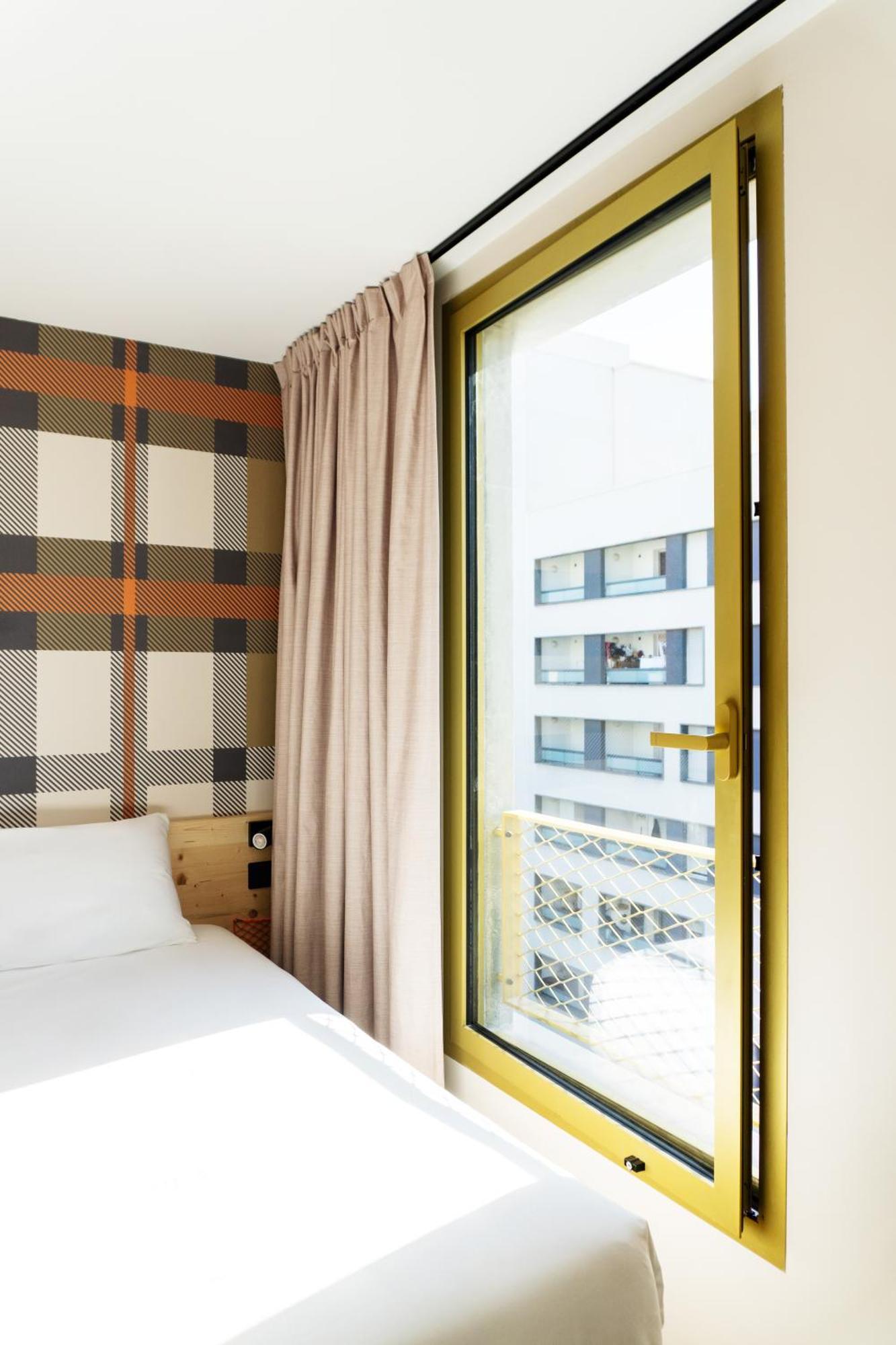 Easyhotel Marseille Euromed מראה חיצוני תמונה