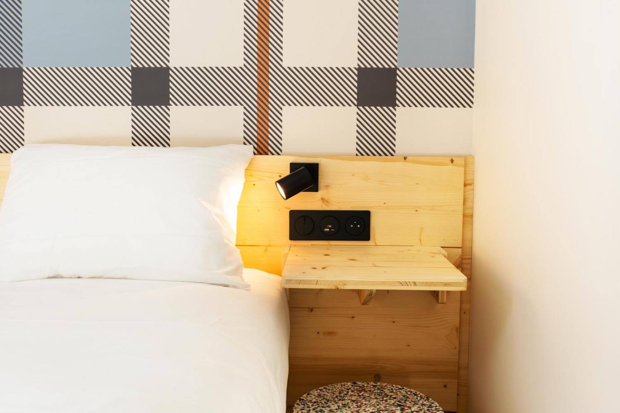 Easyhotel Marseille Euromed מראה חיצוני תמונה