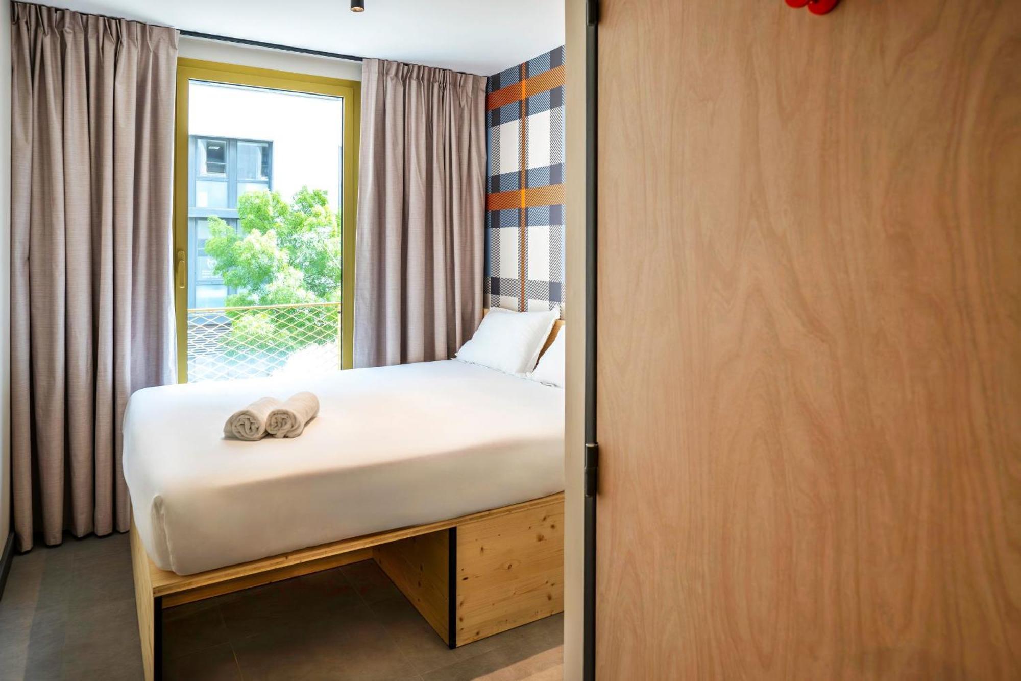 Easyhotel Marseille Euromed מראה חיצוני תמונה