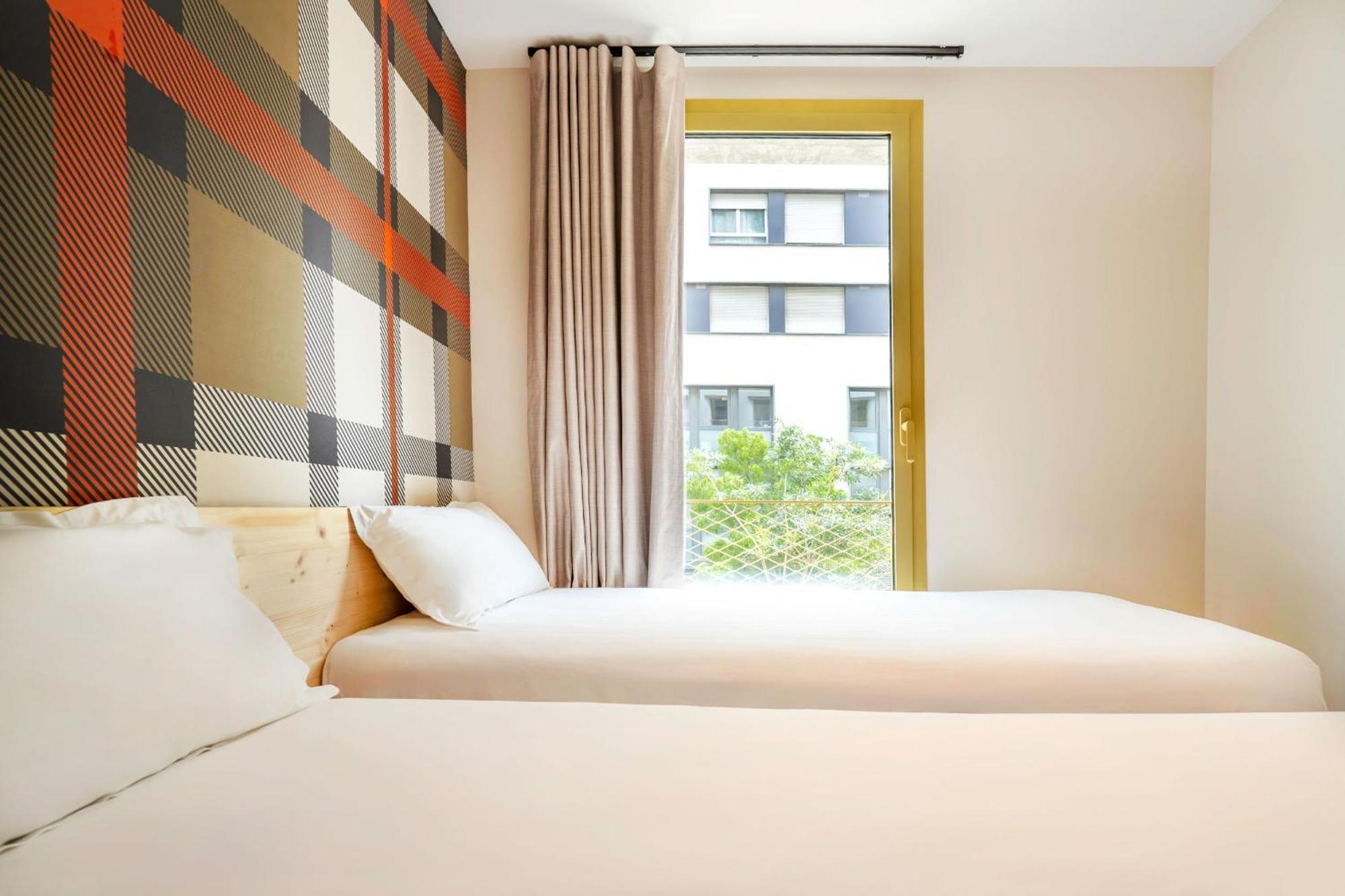Easyhotel Marseille Euromed מראה חיצוני תמונה